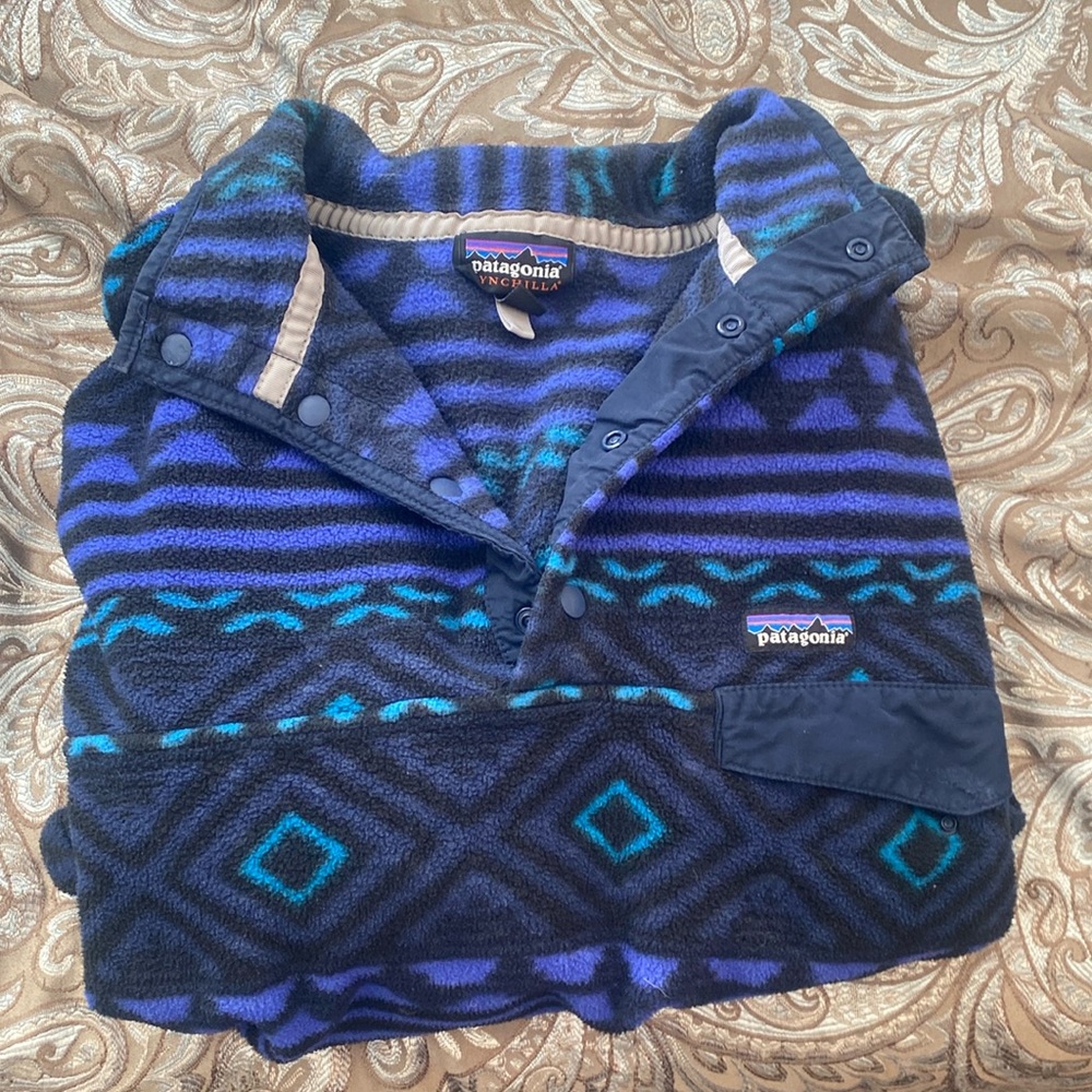 Large Patagonia pull over jacket sweatshirt